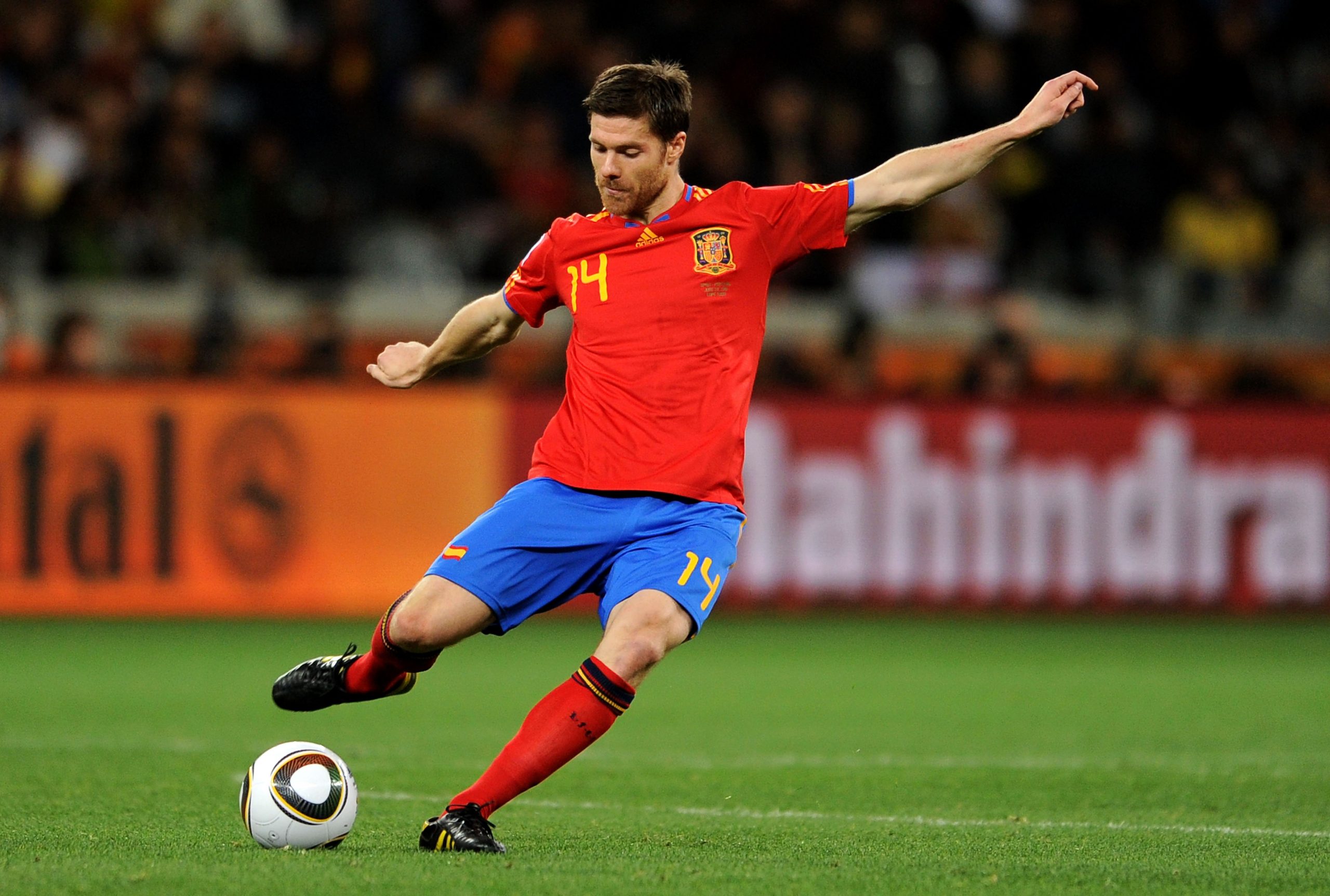 Xabi Alonso photo 2