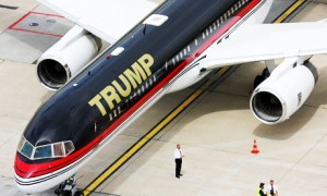 Boeing-757 недавно купленный Дональдом Трампом