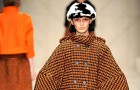Дом моды Burberry Prorsum выпустил яркую коллекцию модной одежды для сезона осень/зима 2011 – 2012.
