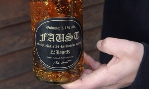 Золотое пиво получило название 24 K GOLD Faust