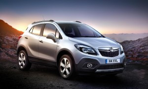 Opel показал фото нового кроссовера