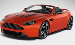 Родстер Aston Martin V12 Vantage