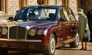 Королева и ее Bentley Arnage Red Label