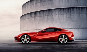 Ferrari F12 berlinetta уже доехала до России