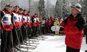 Владимир Путин пропагандирует лыжный спорт