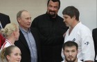 Владимир Путин и Стивен Сигал в школе самбо