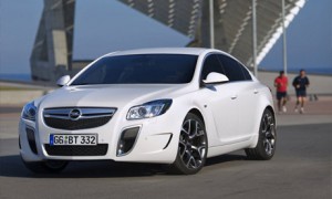 Авто Opel Insignia Notchback