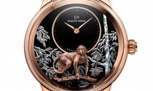 1500x1800_Jaquet-Droz_Petite-Heure-Minute-Relief-Monkey_Red-Gold_J005023281_Front